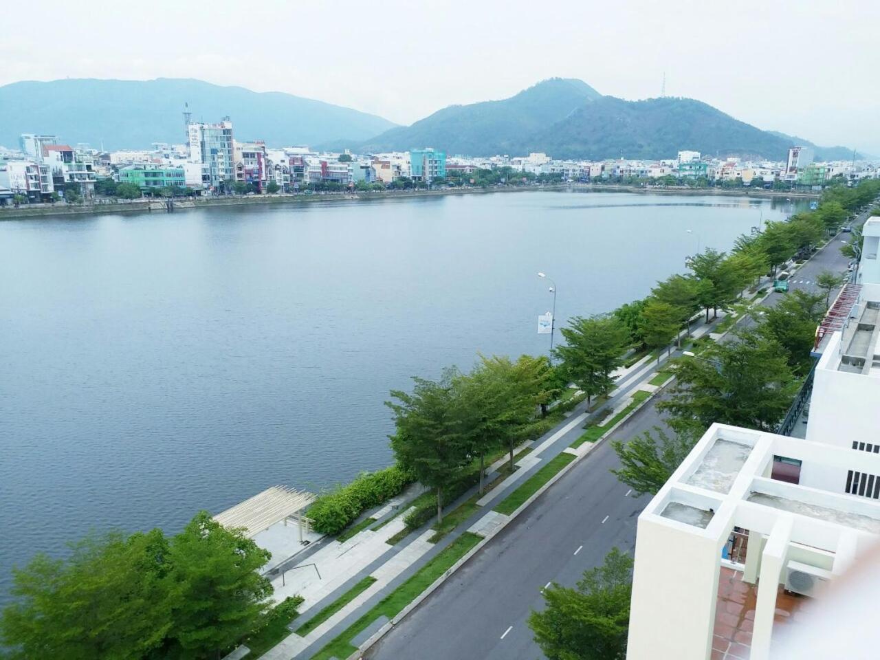 Red Hotel Quy Nhon Buitenkant foto